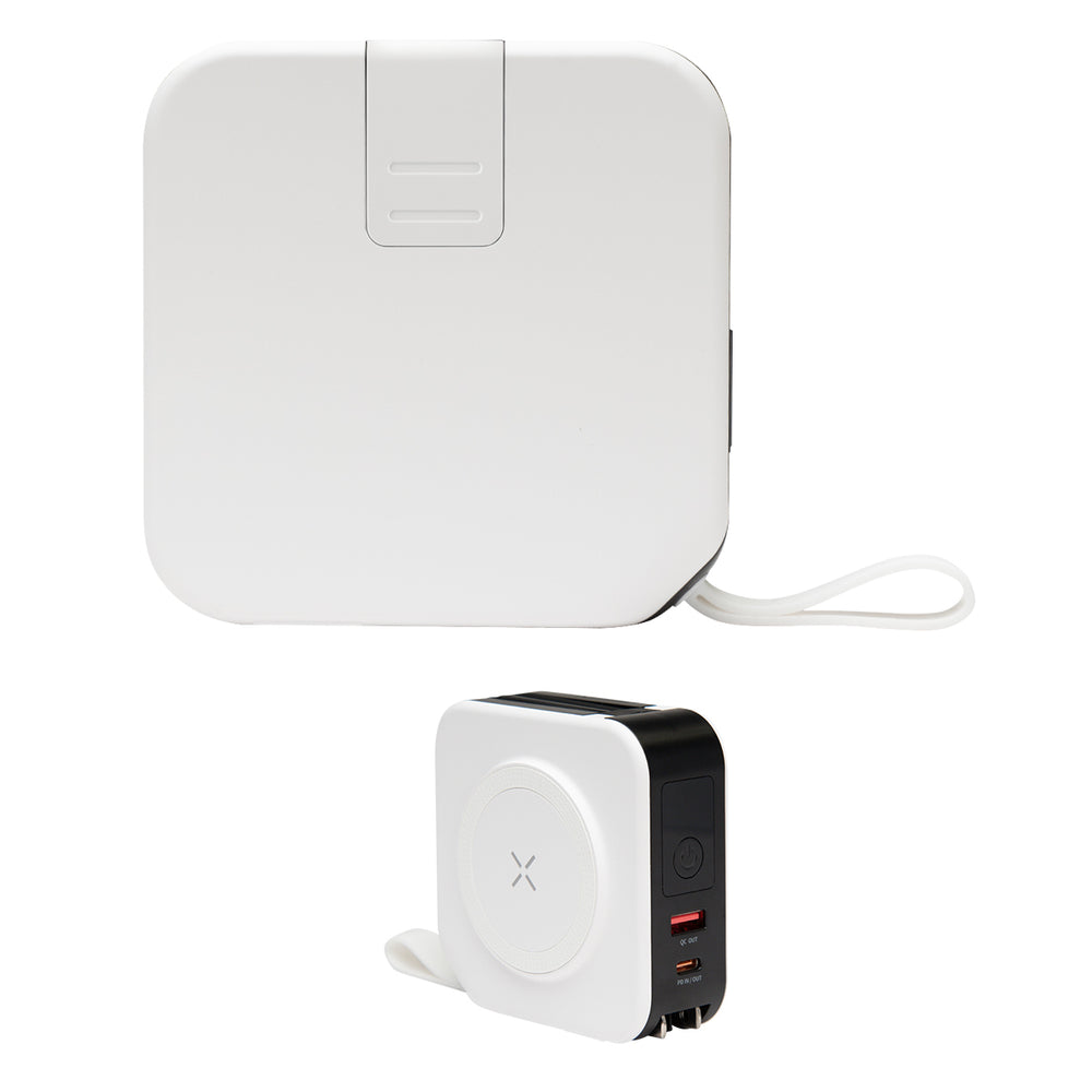 10,000 mAh 5-In-1 Universal Charger & Power Bank